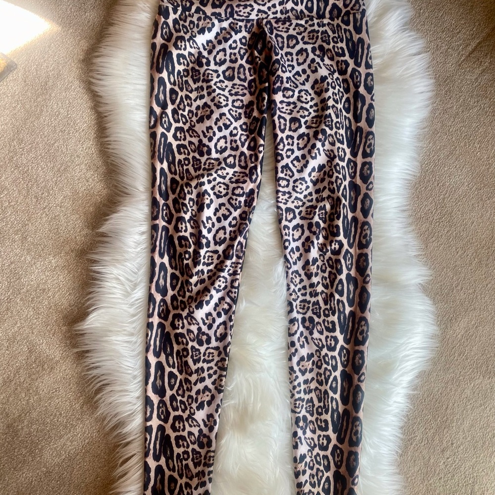 Onzie Leopard Print High Waisted Leggings | Cheetah Print Yoga Pants size s - Picture 3 of 8